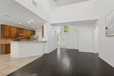 Living - 2003 Eagle Lake Dr, Forney, TX 75126 photo 6 of 8
