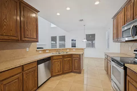 Kitchen - 2003 Eagle Lake Dr, Forney, TX 75126 photo 1 of 2