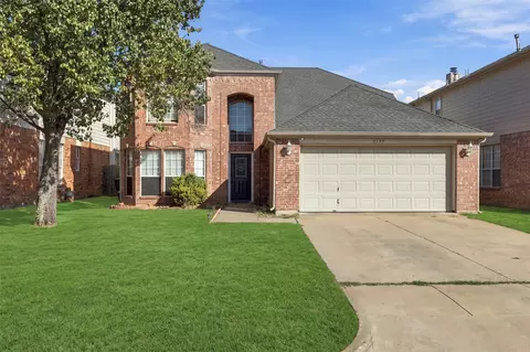 3332 Raleigh Dr, Fort Worth, TX 76123