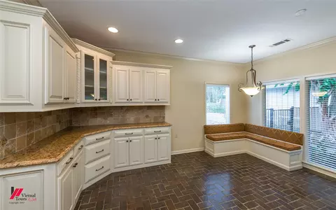Kitchen - 1014 Janice Dr, Springhill, LA 71075 photo 1 of 7