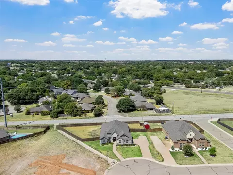 View/Area - 237 Big Creek Loop, Hewitt, TX 76643 photo 1 of 3