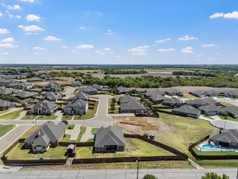 View/Area - 237 Big Creek Loop, Hewitt, TX 76643 photo 3 of 3