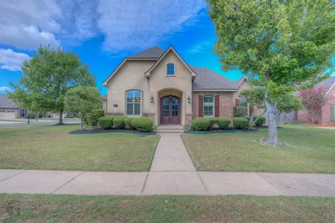 517 Tupelo Dr, Bossier City, LA 71111