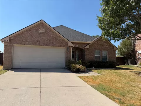 2744 Winterberry Ln, Little Elm, TX 75068