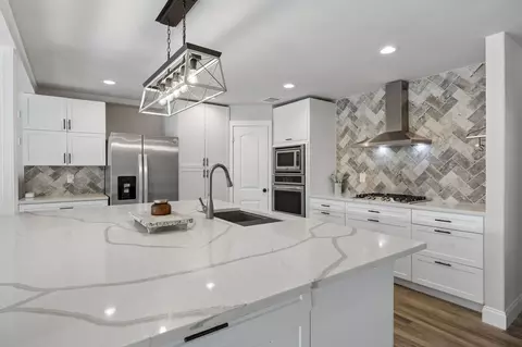 Kitchen - 9 Key Dr, Heath, TX 75032 photo 1 of 6