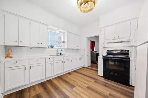 Kitchen - 9488 Fm 937, Thornton, TX 77865 photo 2 of 2