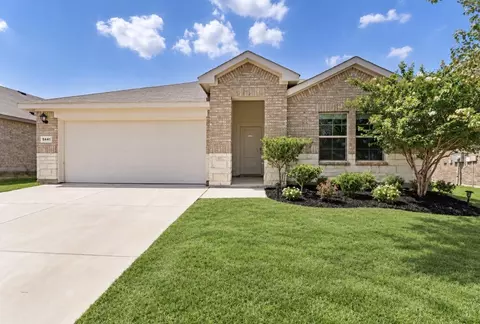 9441 Firedog Dr, Fort Worth, TX 76131