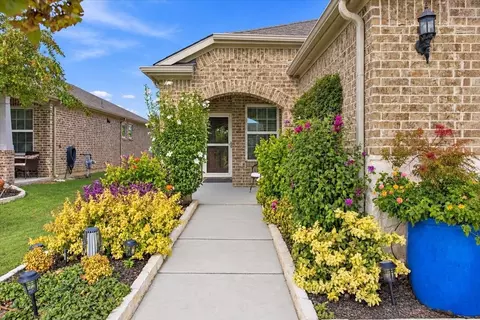 9513 Dusky Trl, Mckinney, TX 75071
