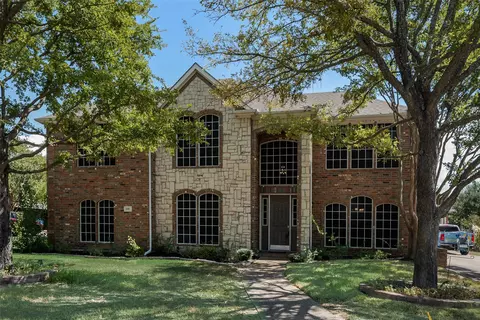 208 Stanford Ct, Heath, TX 75032