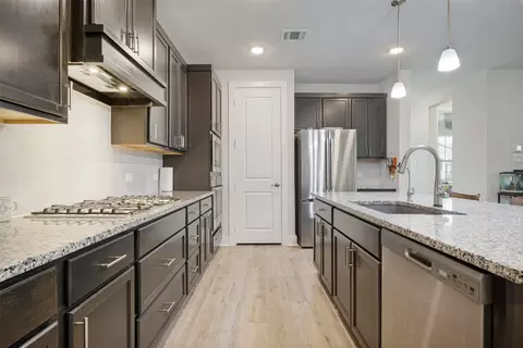 Kitchen - 1013 14th St, Argyle, TX 76226 photo 2 of 2