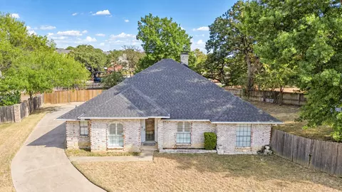 View/Area - 301 Morrison Ct, Euless, TX 76039 photo 1 of 4