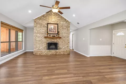 Living - 301 Morrison Ct, Euless, TX 76039 photo 4 of 8