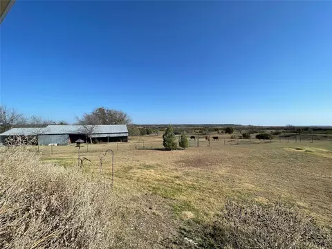 2473 Cr 199, Iredell, TX 76649