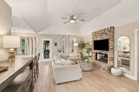 1639 Catherine St, Midlothian, TX 76065