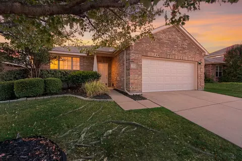 337 Turquoise Dr, Fort Worth, TX 76131