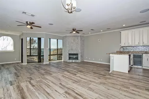 458 Yacht Club Dr #C, Rockwall, TX 75032