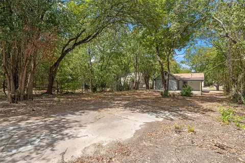 Exterior - 2406 Alexander Ave, Waco, TX 76708 photo 7 of 8