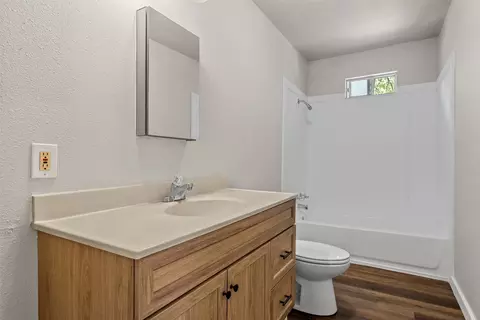 Bath - 2406 Alexander Ave, Waco, TX 76708 photo 1 of 1