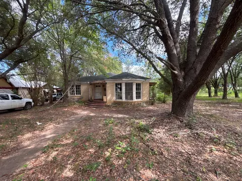 212 Sunset Ave, Jacksonville, TX 75766