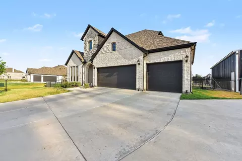 Exterior - 8 Beech St, Howe, TX 75459 photo 3 of 10