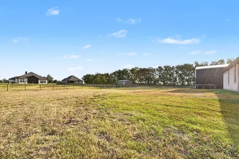 Exterior - 8 Beech St, Howe, TX 75459 photo 10 of 10