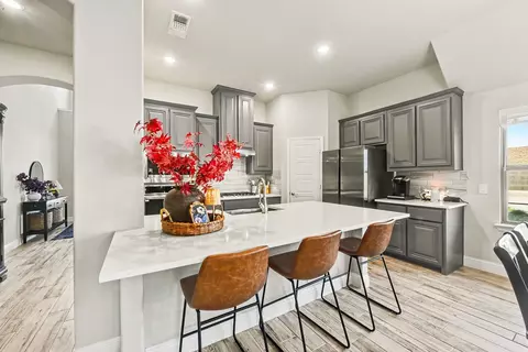 Kitchen - 8 Beech St, Howe, TX 75459 photo 2 of 3