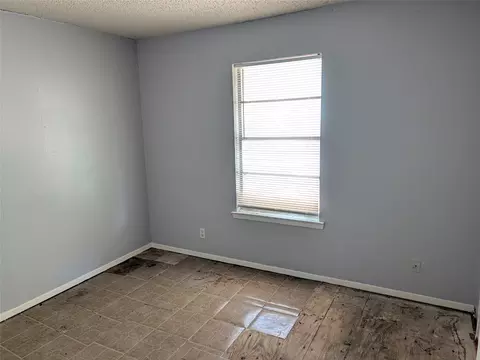 Bedroom - 4212 Knoll Dr, Waco, TX 76708 photo 3 of 3