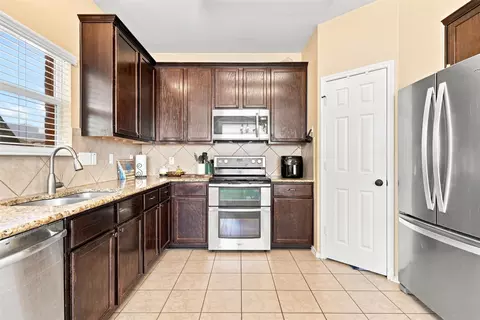 Kitchen - 10245 Salem Way, Waco, TX 76708 photo 1 of 2