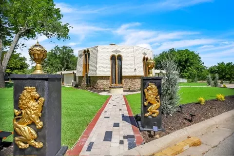 504 Cholla Ct, Fort Worth, TX 76112