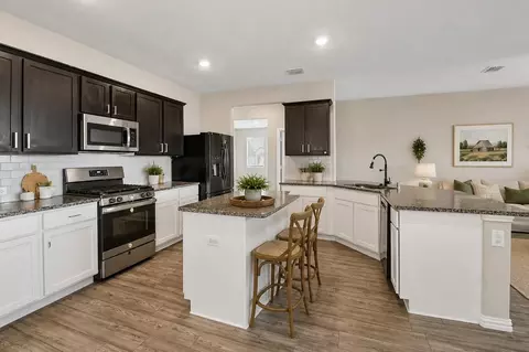 2401 Lemco Dr, Forney, TX 75126
