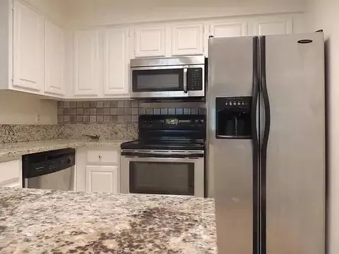 Kitchen - 3140 Devonshire Dr #237, Plano, TX 75075 photo 1 of 2