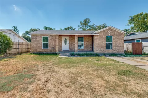 336 Belle St, Bedford, TX 76022