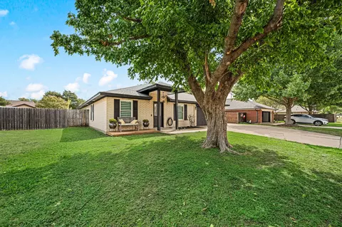 705 Western Trl, Keller, TX 76248