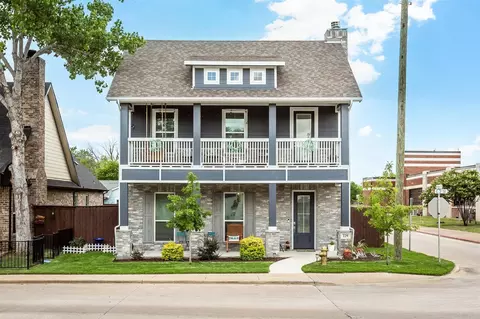 Exterior - 229 E 5th St, Ferris, TX 75125 photo 9 of 9