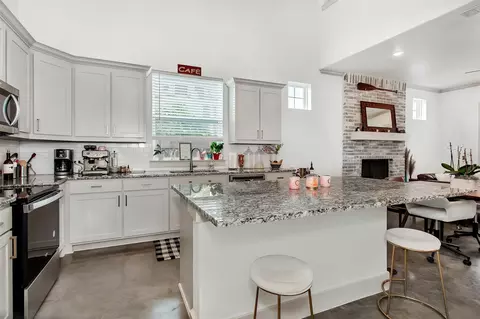 Kitchen - 229 E 5th St, Ferris, TX 75125 photo 4 of 4