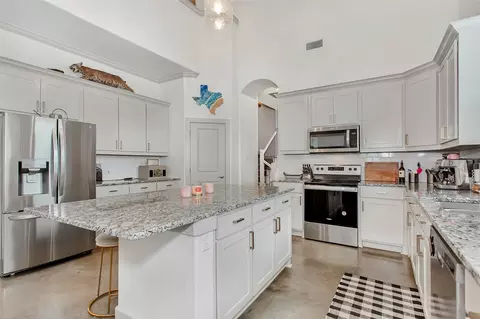 Kitchen - 229 E 5th St, Ferris, TX 75125 photo 3 of 4