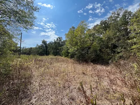 7111 Main St, Alvarado, TX 76009