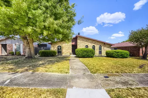 7209 Flameleaf Pl, Dallas, TX 75249