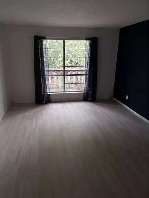 6004 Westridge Ln #706, Fort Worth, TX 76116