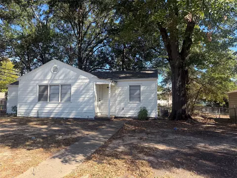 3114 Anthony Dr, Texarkana, TX 75503