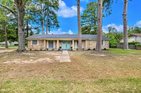 9466 Baird Rd, Shreveport, LA 71118