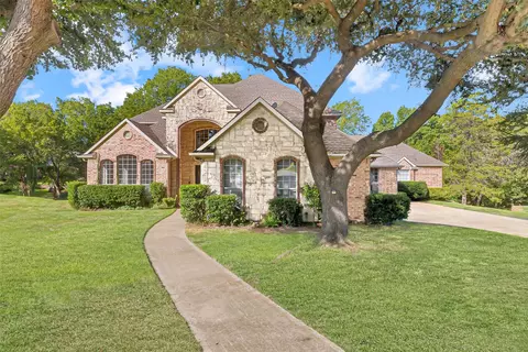 902 Glen Meadow Ct, Garland, TX 75044