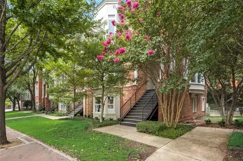 2205 Canton St #111, Dallas, TX 75201