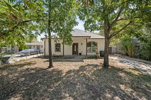 1201 S Sargent St, Fort Worth, TX 76105