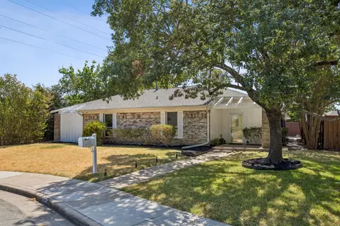 6038 Blue Mist Ln, Dallas, TX 75248