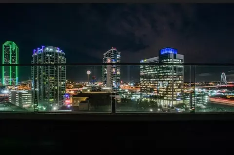 2408 Victory Park Ln #1034, Dallas, TX 75219