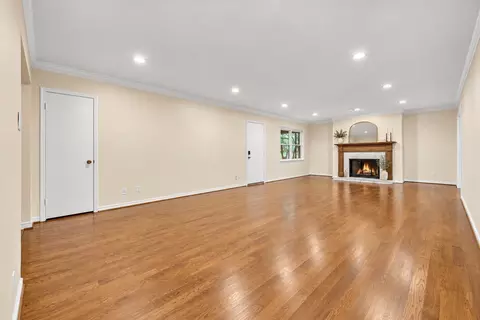 6234 Bandera Ave #C, Dallas, TX 75225