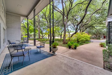 6234 Bandera Ave #C, Dallas, TX 75225