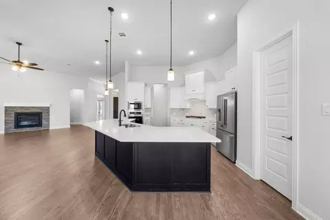 132 Liv Meadow Way, Waxahachie, TX 75165