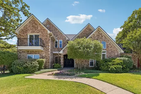 6512 Shorewood Dr, Arlington, TX 76016